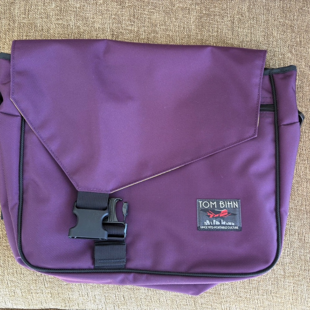 Tom Bihn Makers Bag Aubergine/solaris, retired colorway includes standard strap - Picture 2 of 5
